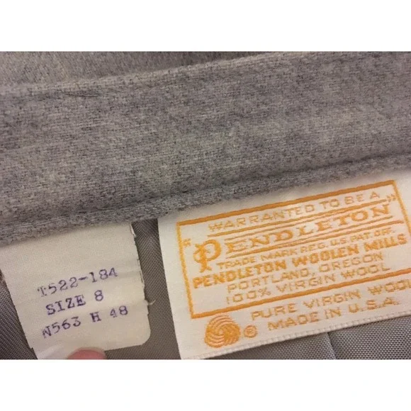 #15 Classic Women's Gray Wool Pendleton Skirt Suit, Size: 8 - Picture 4 of 6